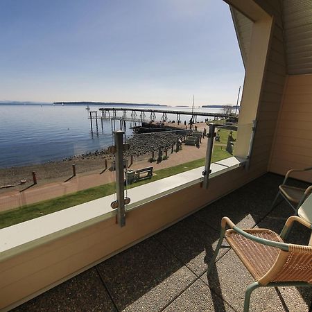 Sidney Waterfront Inn & Suites Exterior foto